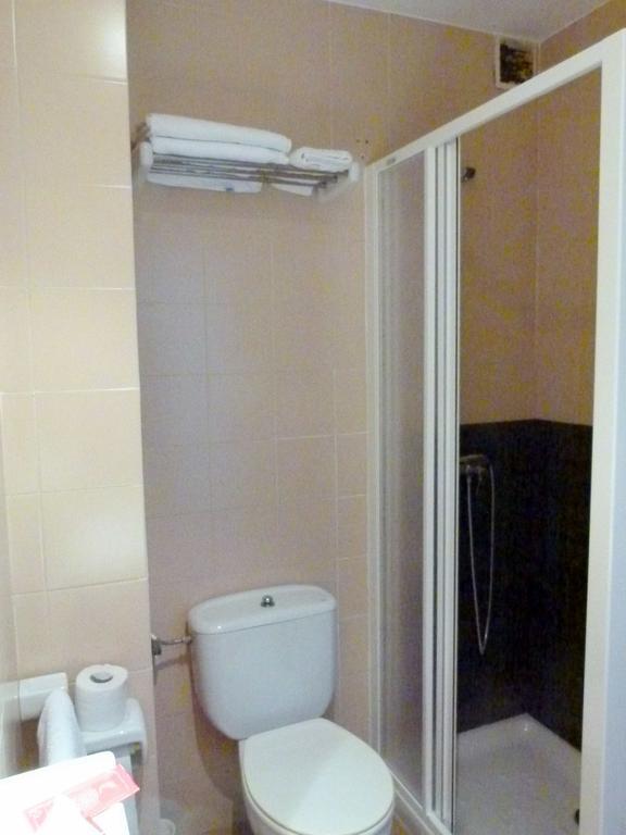 Hostal Chiquin Тапиа де Касариего Стая снимка