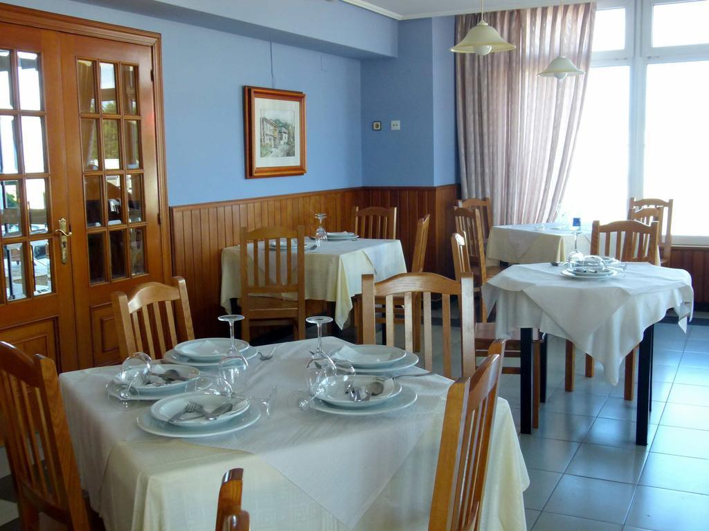 Hostal Chiquin Тапиа де Касариего Екстериор снимка